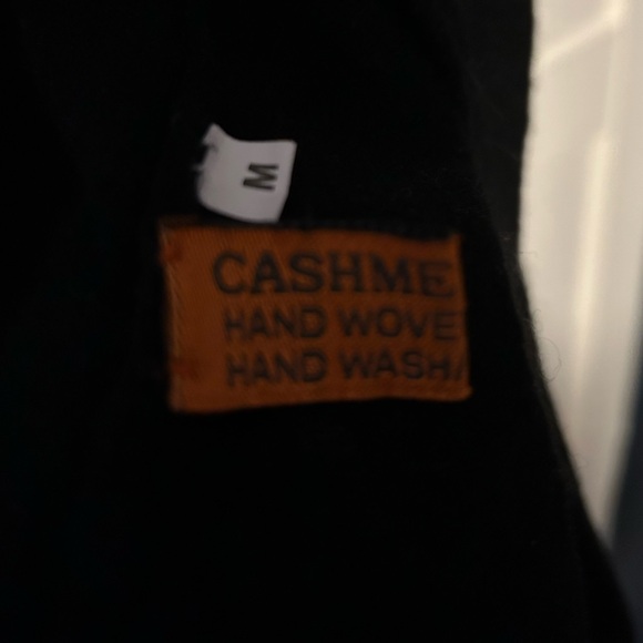 Long Cashmere Cardigan - Picture 2 of 3